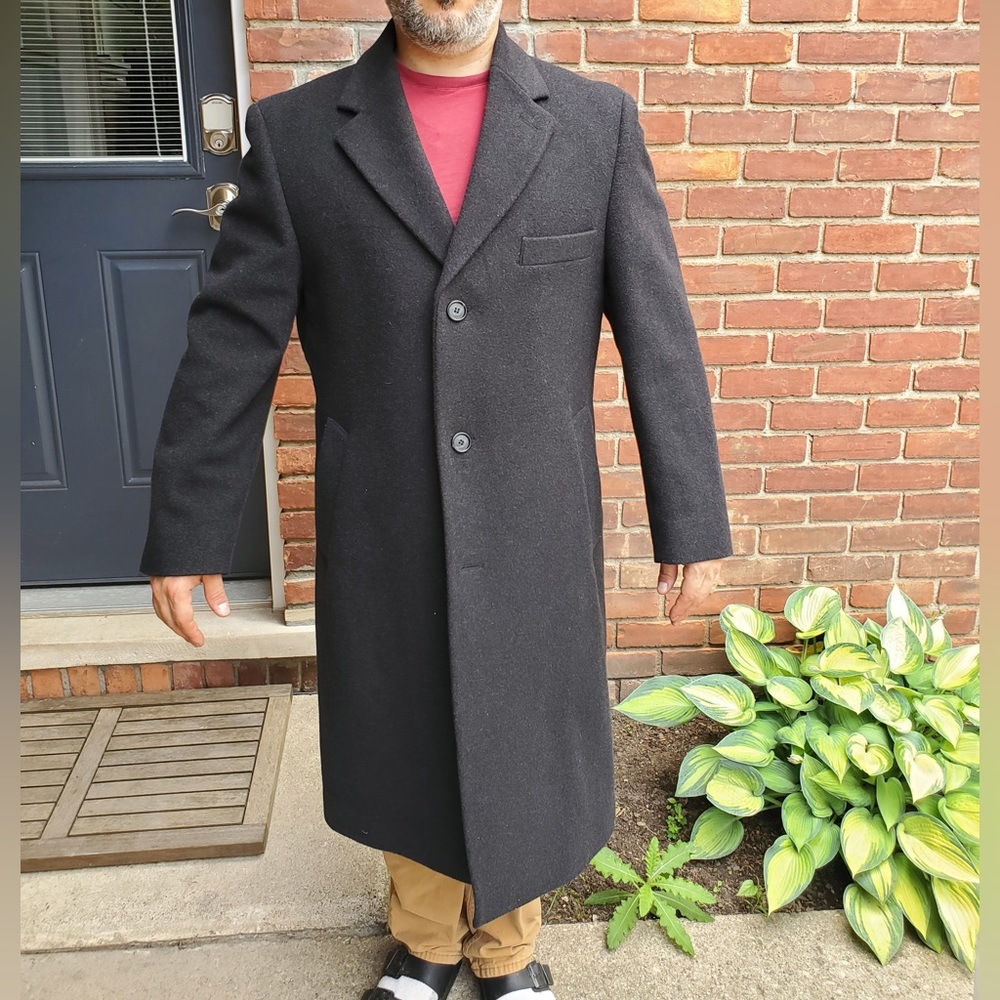 Men’s Medium Black Long Wool Overcoat
